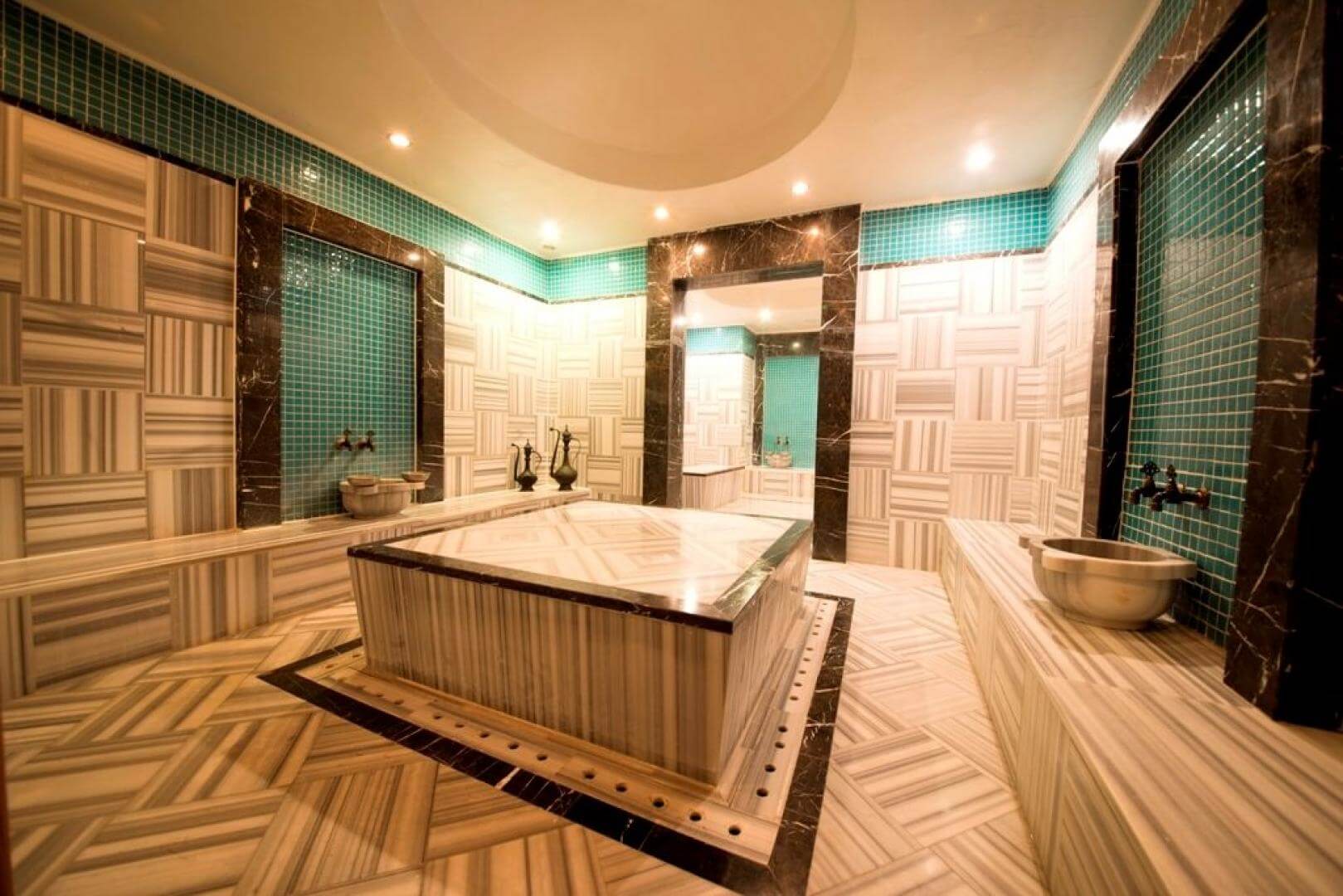 cheap resort hotels to Spend holiday with family