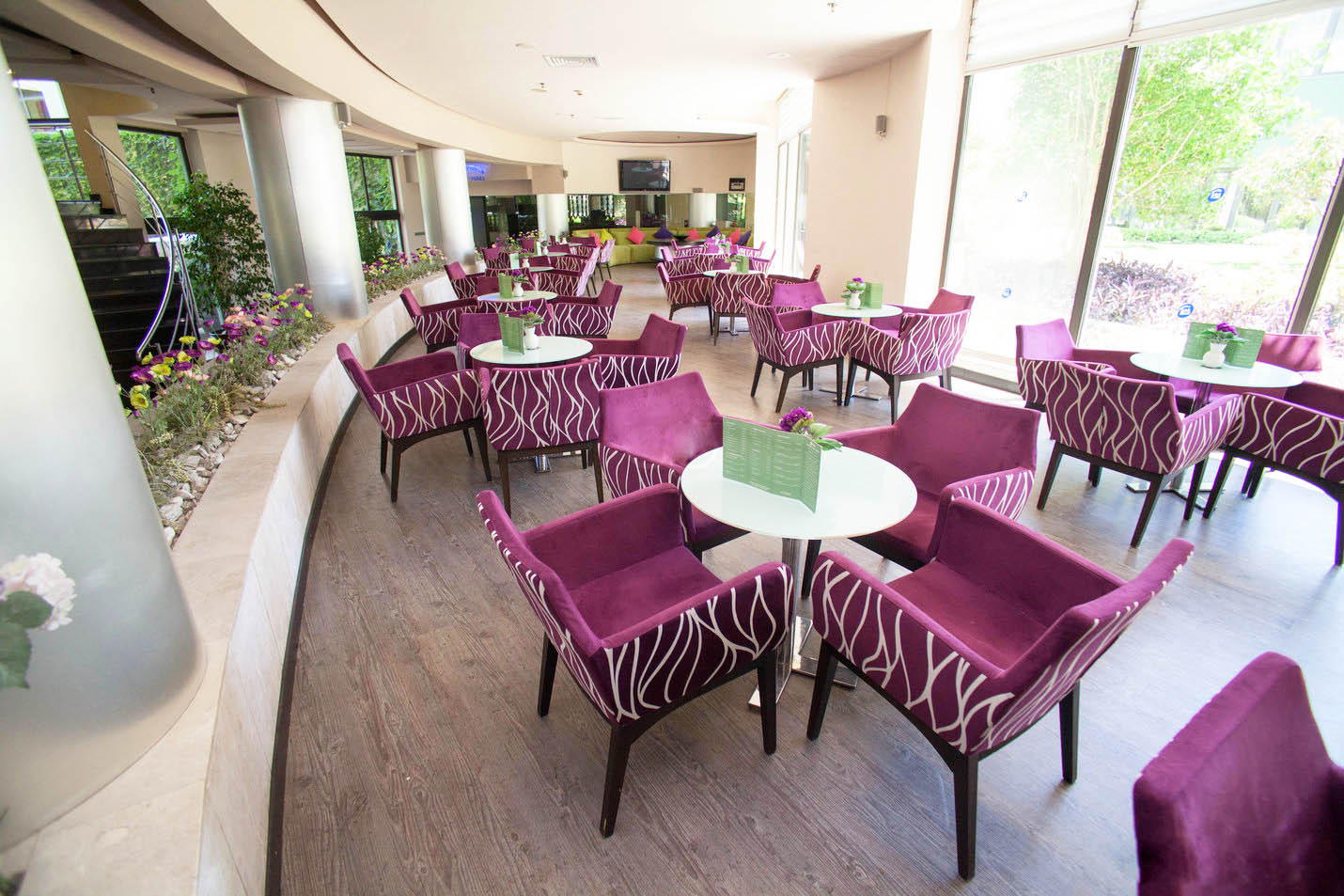 cheap resort hotels to Spend holiday with family