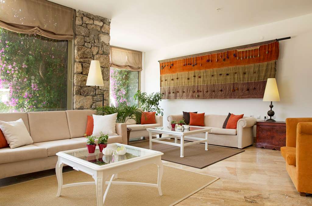 cheap resort hotels to Spend holiday with family