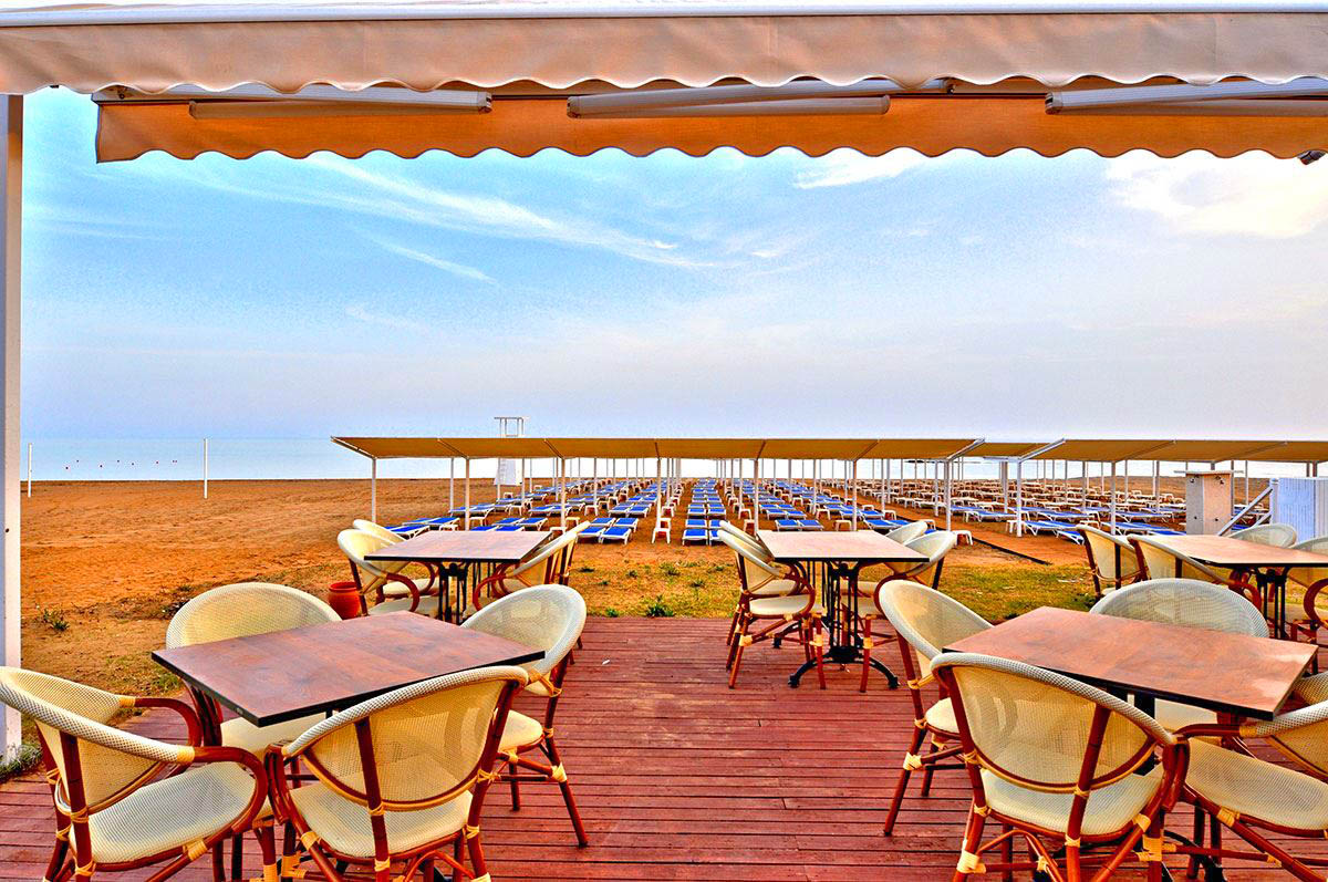 cheap resort hotels to Spend holiday with family