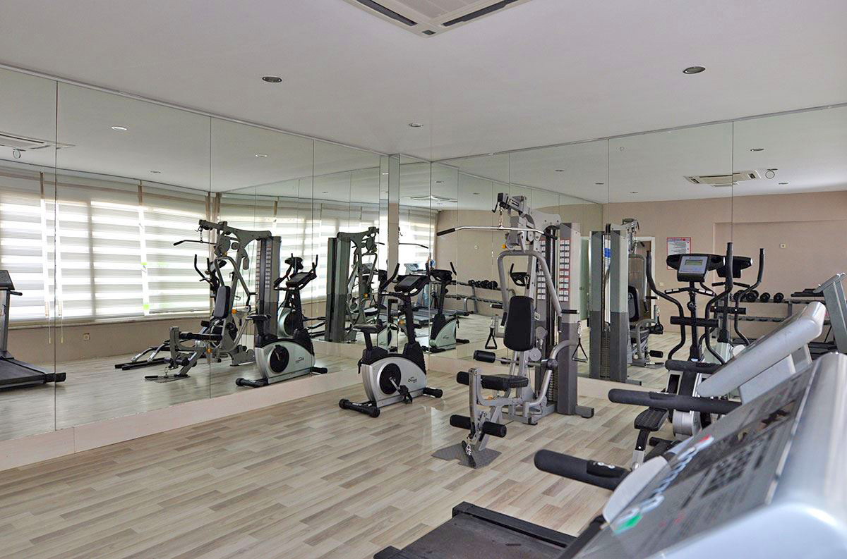 cheap resort hotels to Spend holiday with family