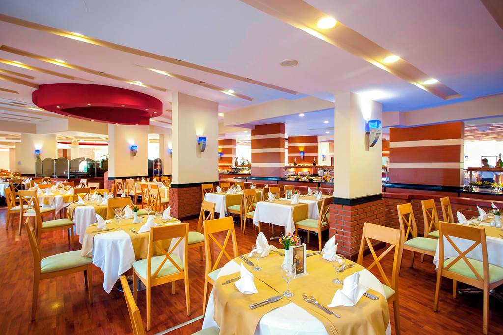 cheap resort hotels to Spend holiday with family