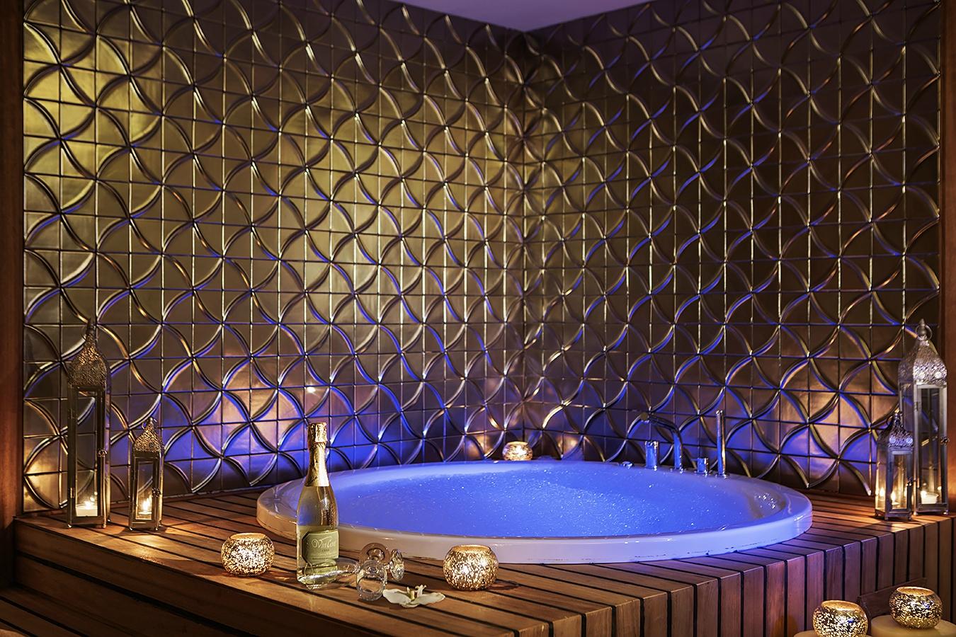 cheap resort hotels to Spend holiday with family