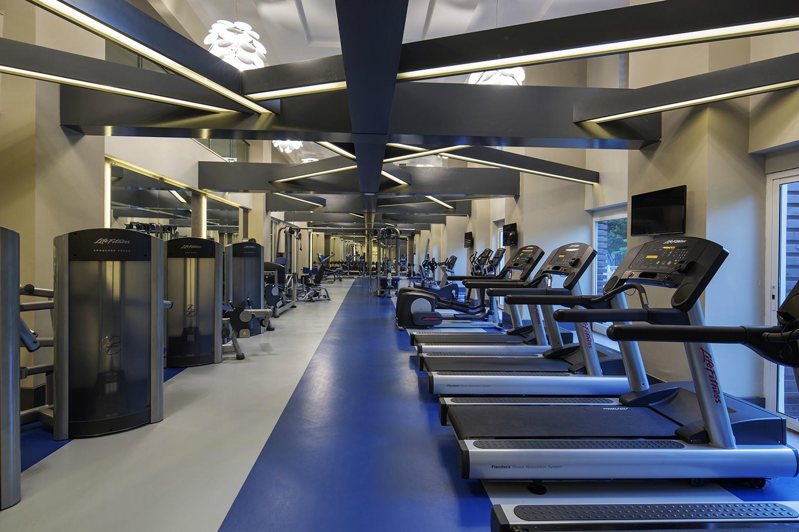 cheap resort hotels to Spend holiday with family