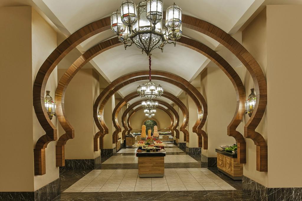 cheap resort hotels to Spend holiday with family