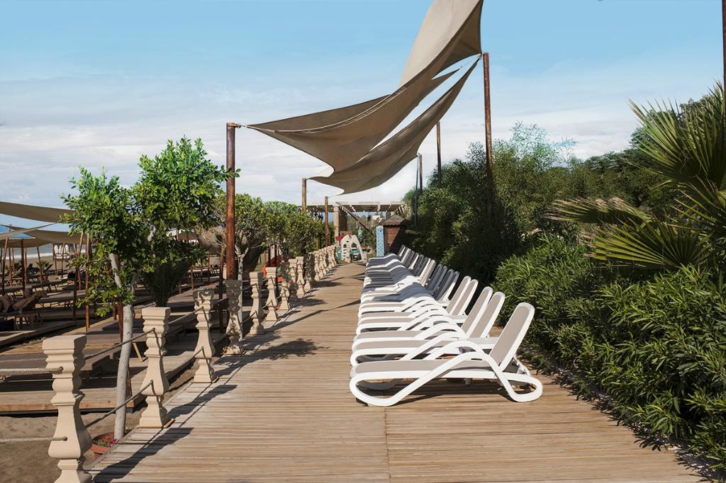 cheap resort hotels to Spend holiday with family