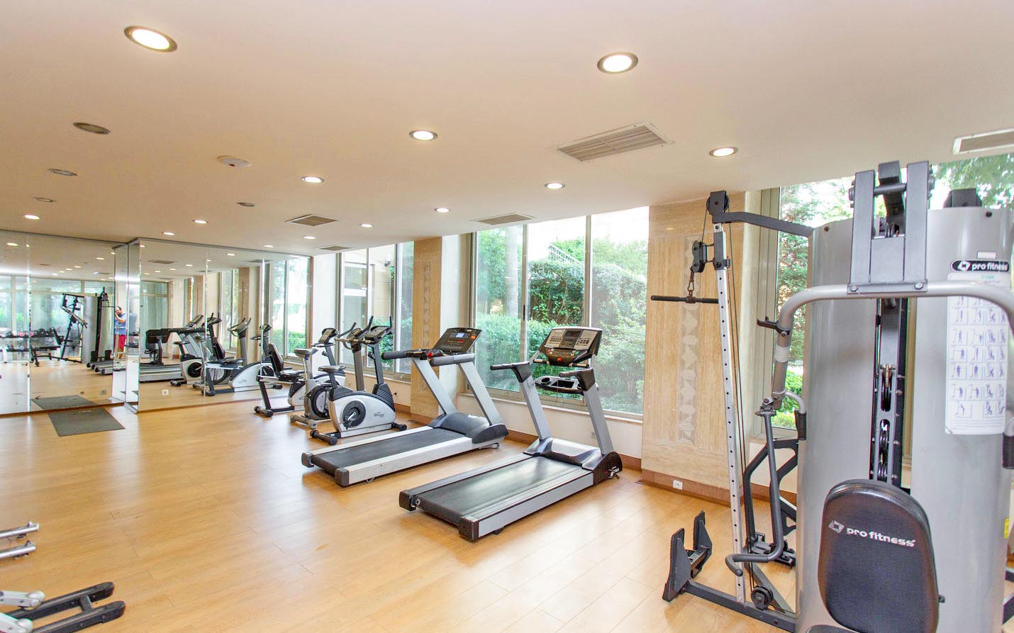 cheap resort hotels to Spend holiday with family