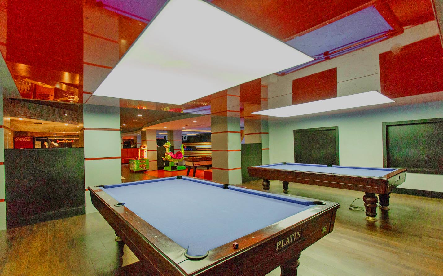 cheap resort hotels to Spend holiday with family