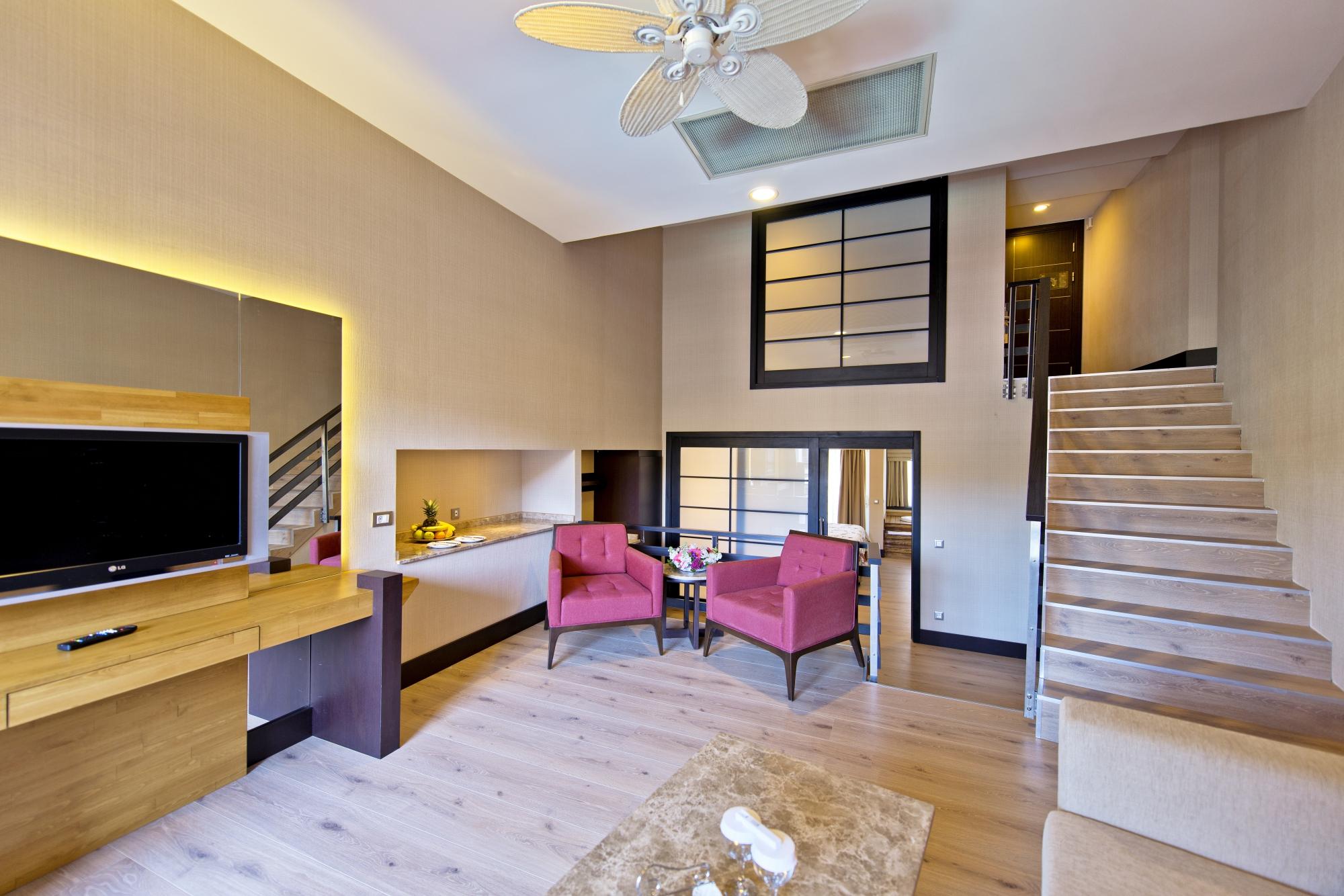 cheap resort hotels to Spend holiday with family