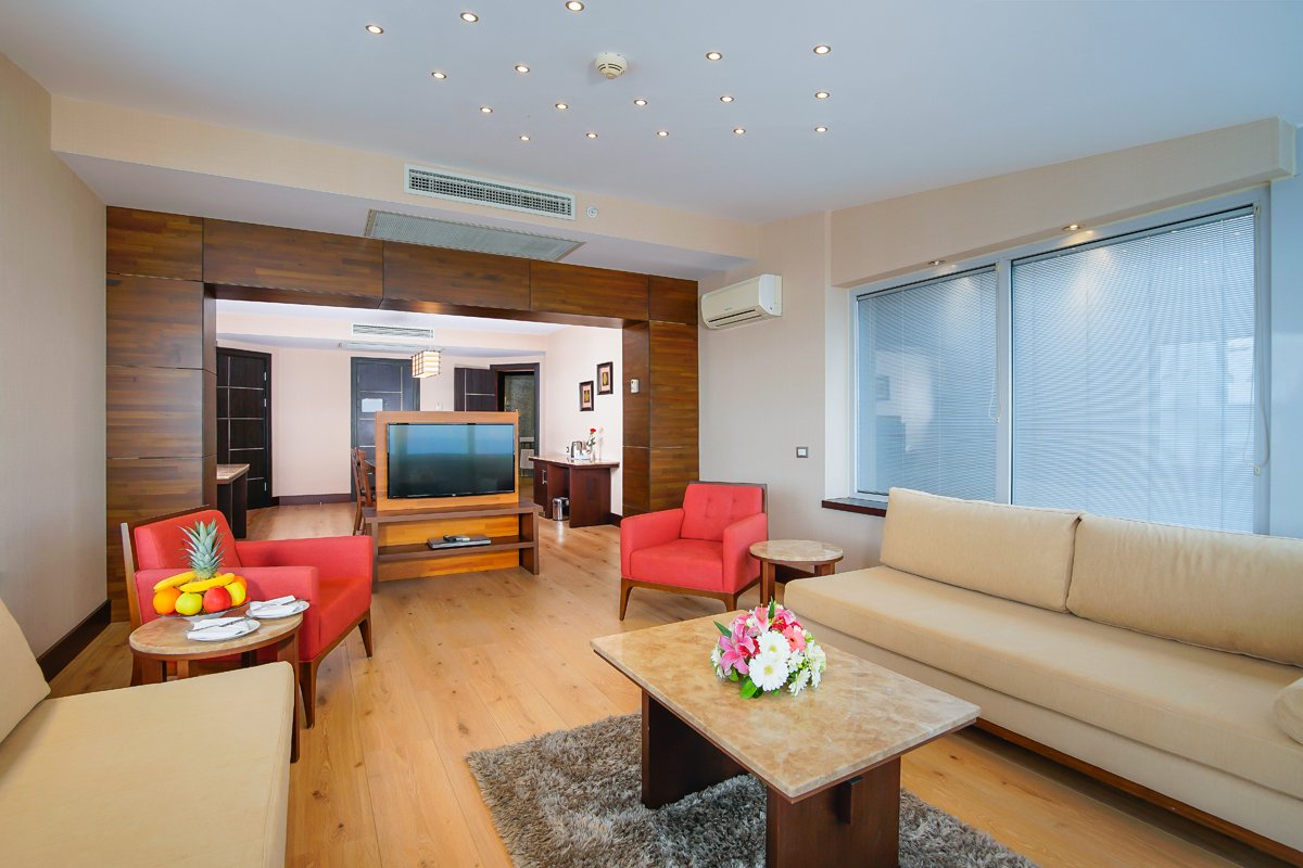 cheap resort hotels to Spend holiday with family