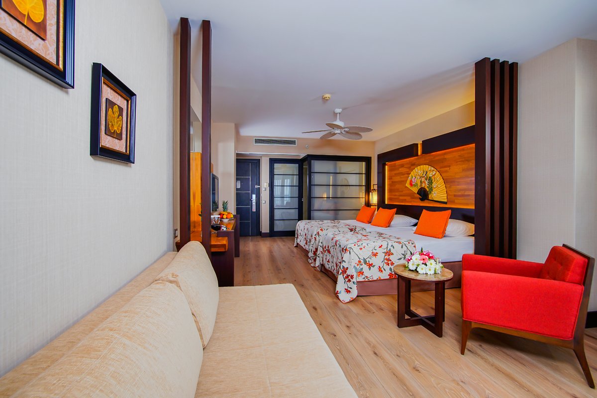 cheap resort hotels to Spend holiday with family