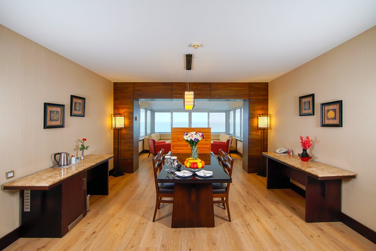 cheap resort hotels to Spend holiday with family