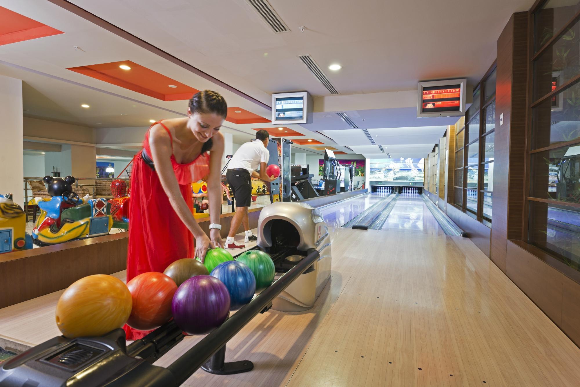 cheap resort hotels to Spend holiday with family