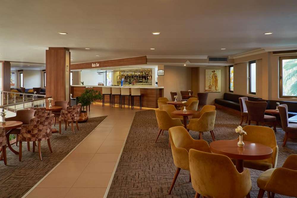 cheap resort hotels to Spend holiday with family