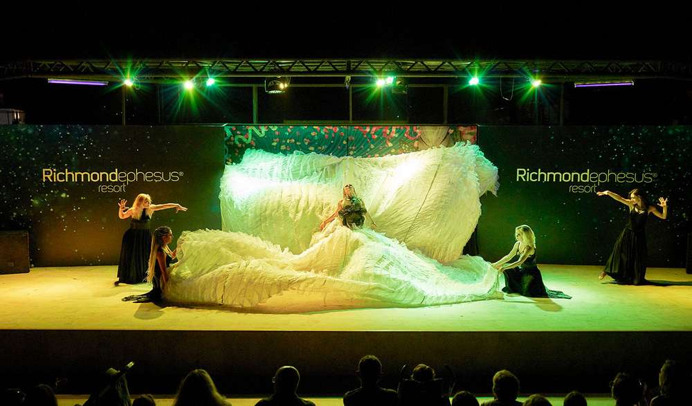 cheap resort hotels to Spend holiday with family