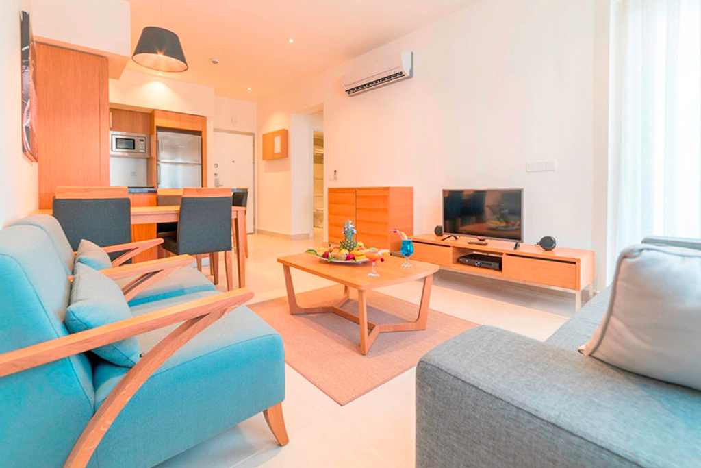 cheap resort hotels to Spend holiday with family