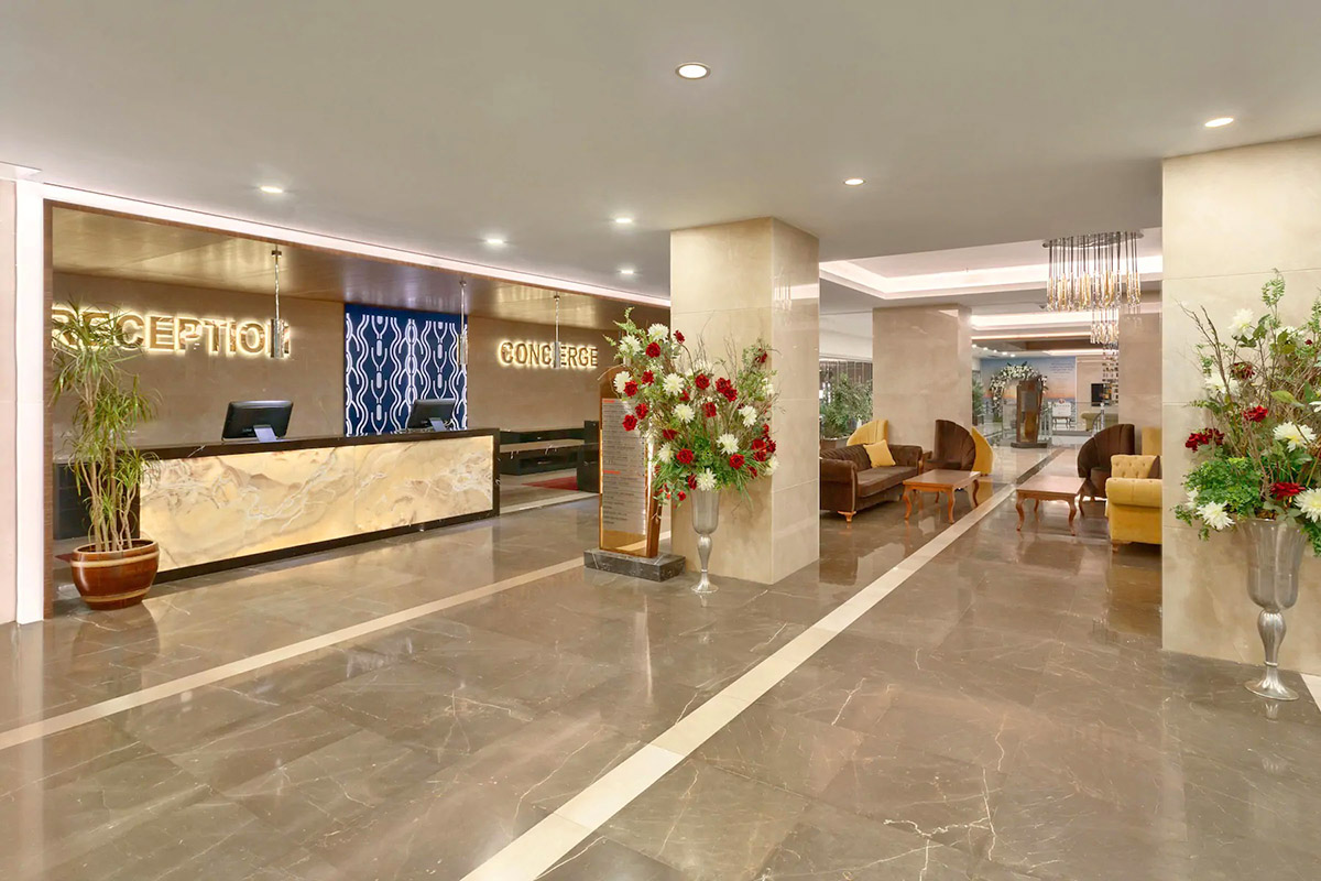 cheap resort hotels to Spend holiday with family