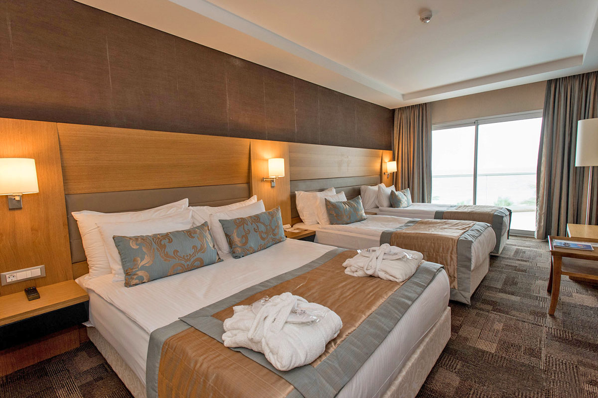 cheap resort hotels to Spend holiday with family