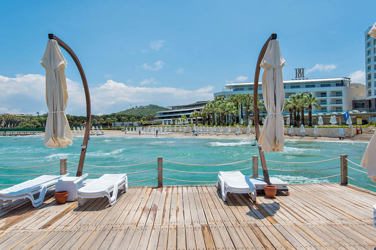 cheap resort hotels to Spend holiday with family