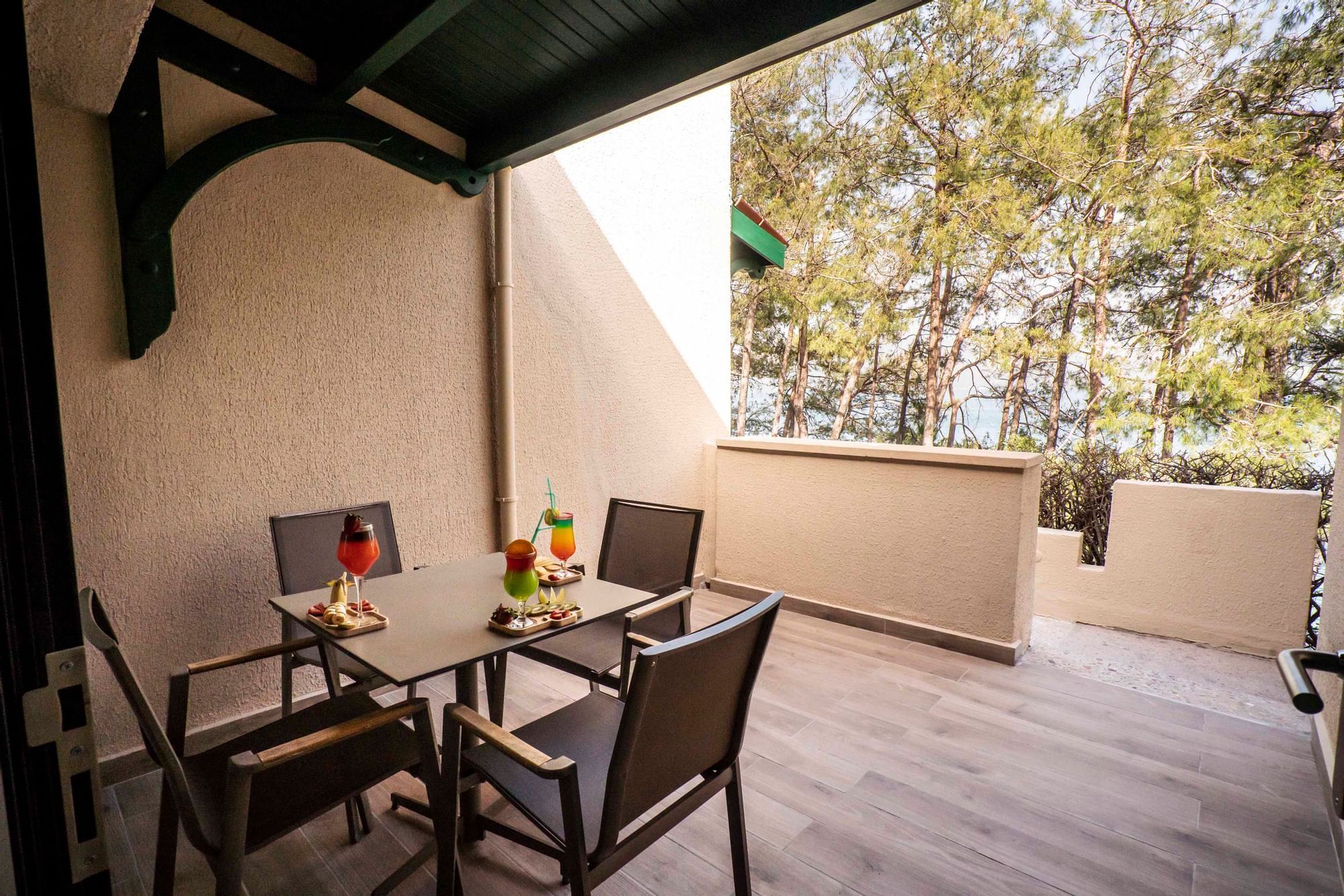 cheap resort hotels to Spend holiday with family