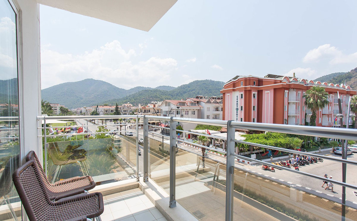 cheap resort hotels to Spend holiday with family