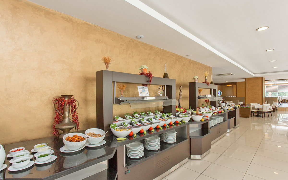 cheap resort hotels to Spend holiday with family