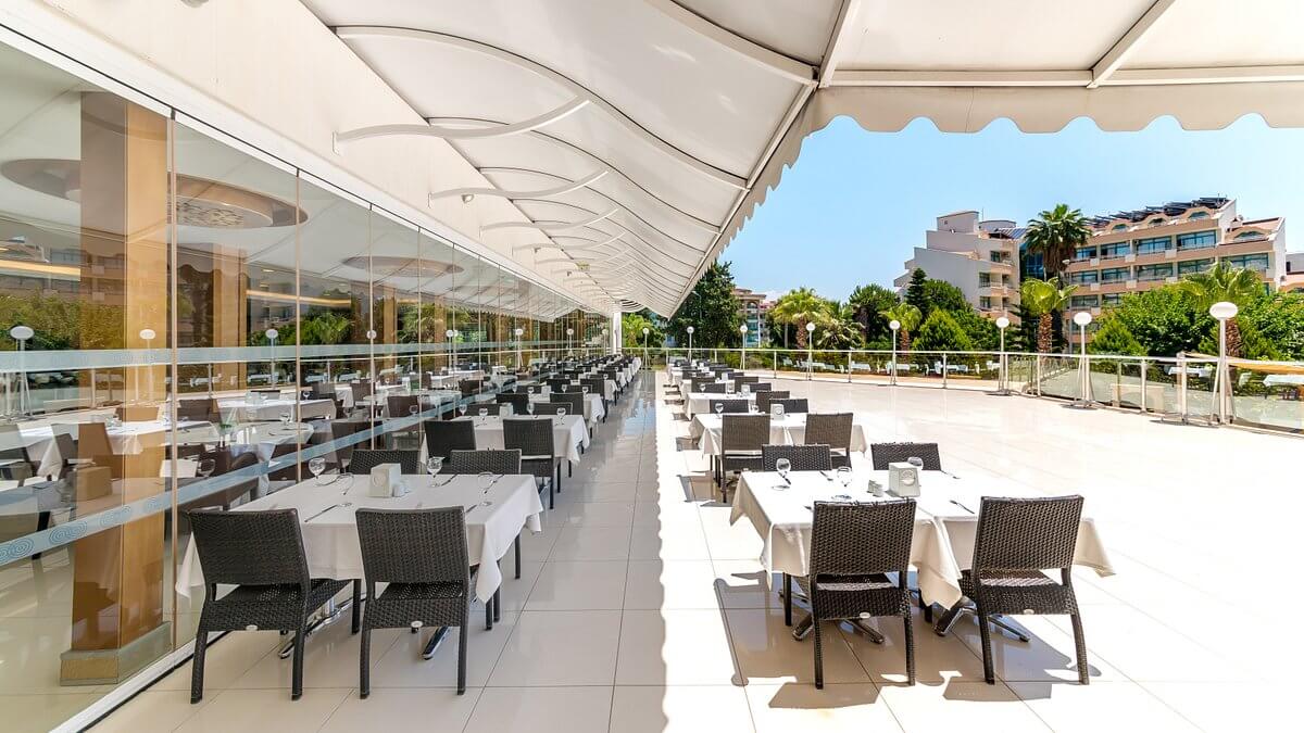 cheap resort hotels to Spend holiday with family