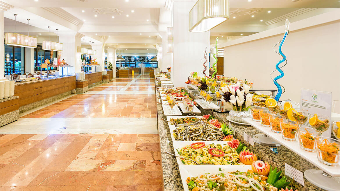 cheap resort hotels to Spend holiday with family