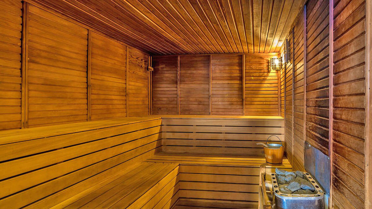 cheap resort hotels to Spend holiday with family