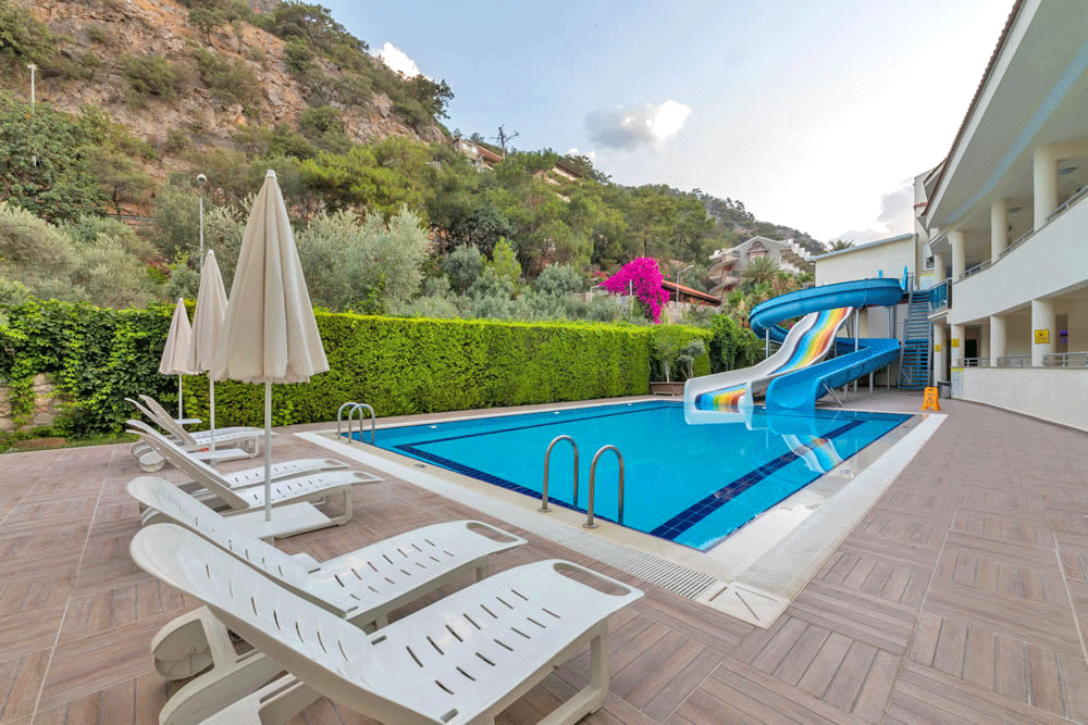 cheap resort hotels to Spend holiday with family