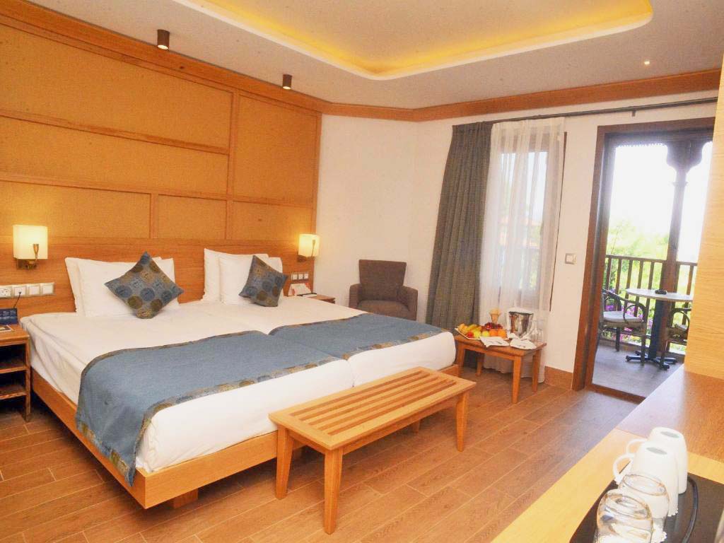 cheap resort hotels to Spend holiday with family