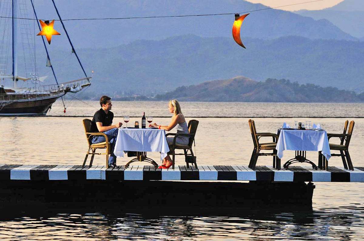 cheap resort hotels to Spend holiday with family