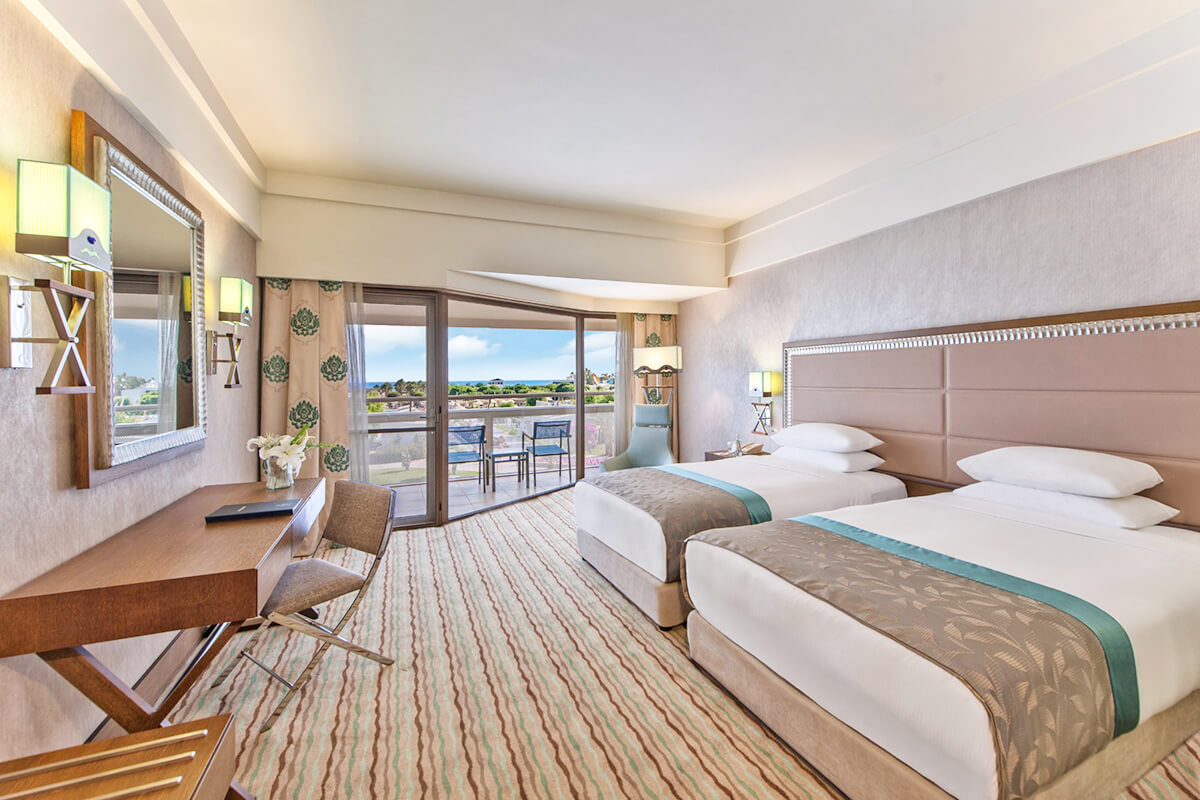 cheap resort hotels to Spend holiday with family