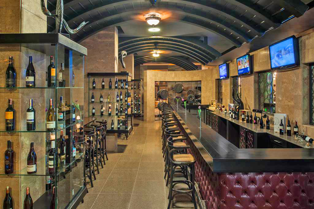 cheap resort hotels to Spend holiday with family