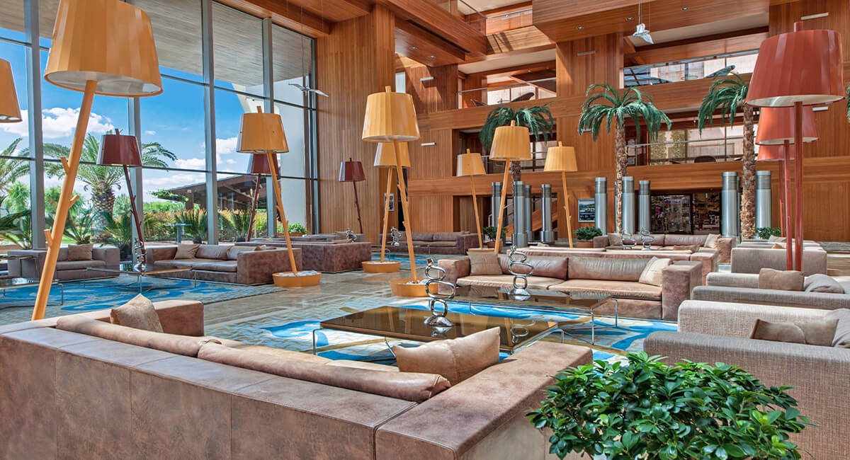 cheap resort hotels to Spend holiday with family