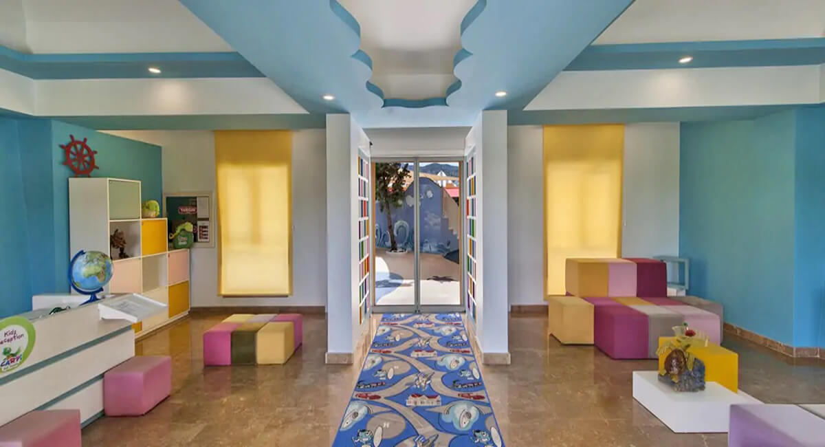 cheap resort hotels to Spend holiday with family