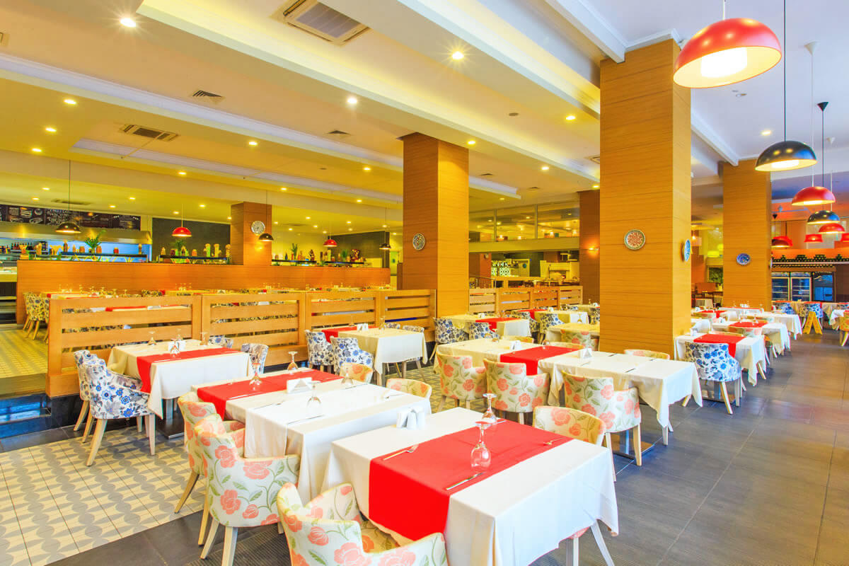 cheap resort hotels to Spend holiday with family