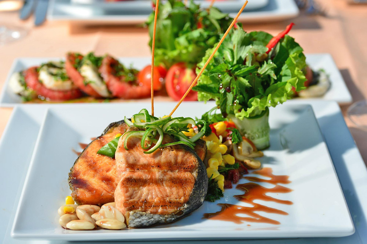 cheap resort hotels to Spend holiday with family