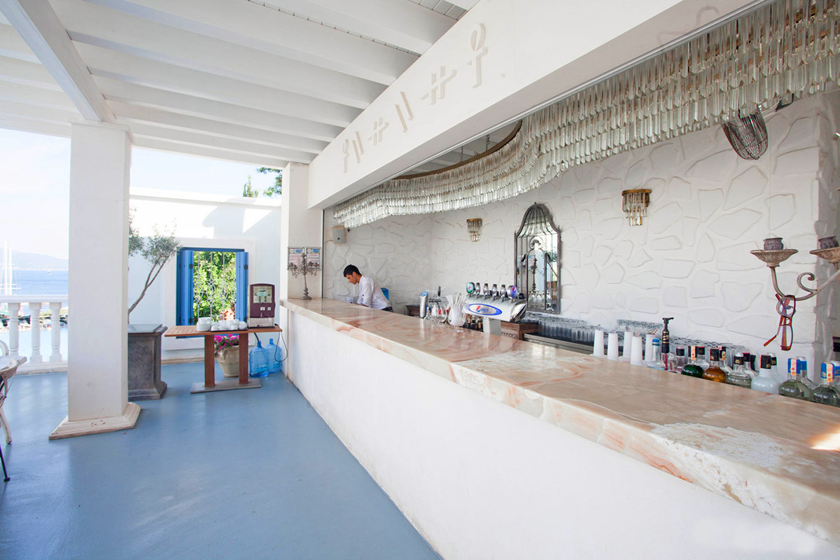 cheap resort hotels to Spend holiday with family