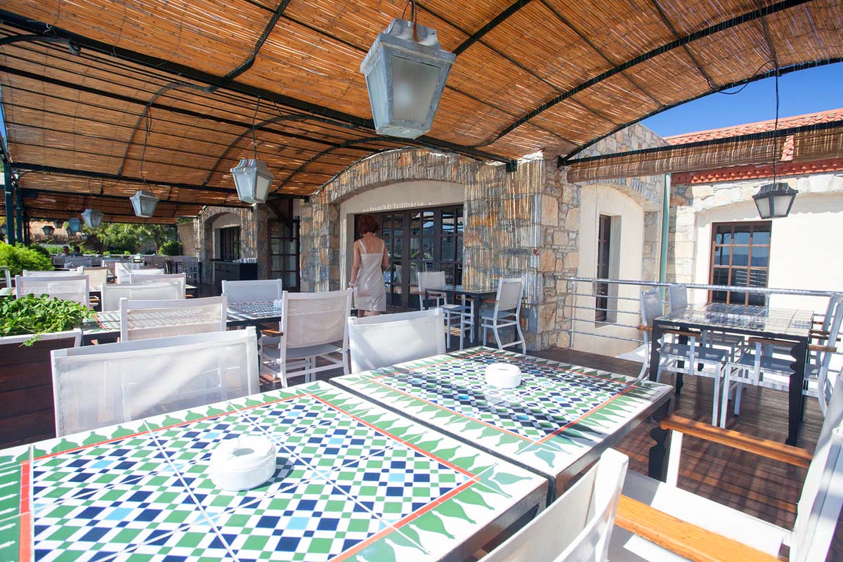 cheap resort hotels to Spend holiday with family