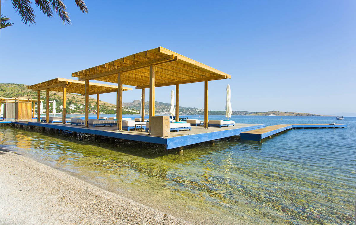 cheap resort hotels to Spend holiday with family