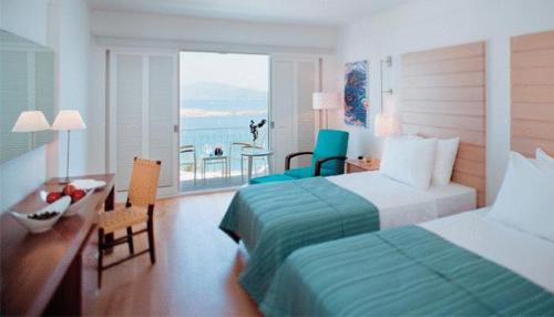 cheap resort hotels to Spend holiday with family