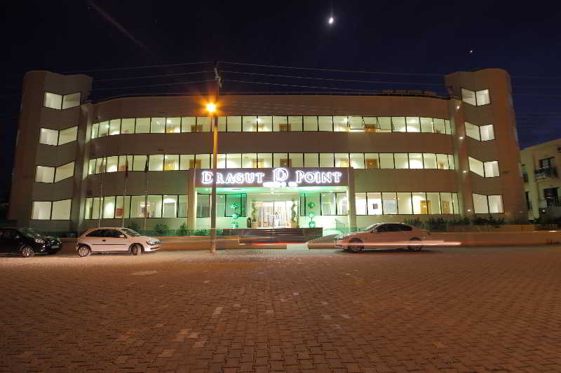 cheap resort hotels to Spend holiday with family