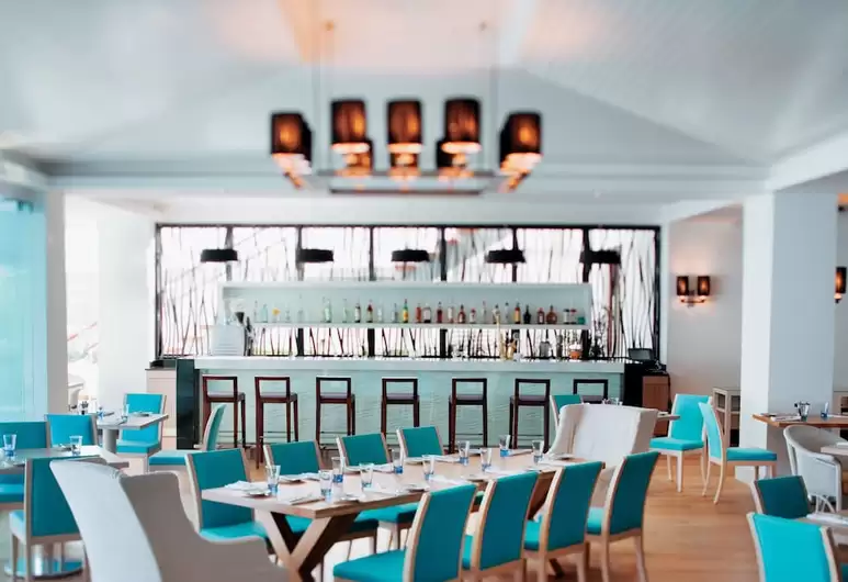 cheap resort hotels to Spend holiday with family