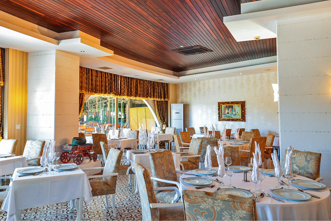 cheap resort hotels to Spend holiday with family