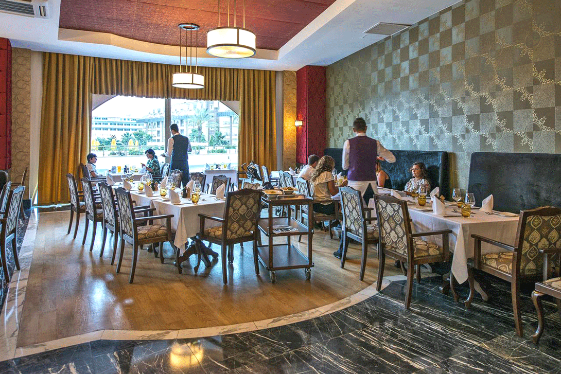 cheap resort hotels to Spend holiday with family