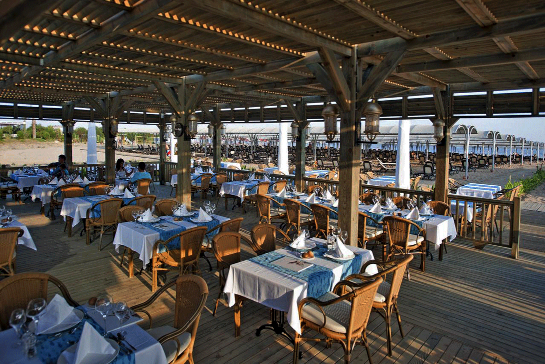 cheap resort hotels to Spend holiday with family