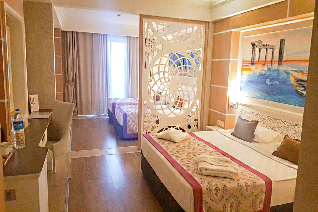 cheap resort hotels to Spend holiday with family