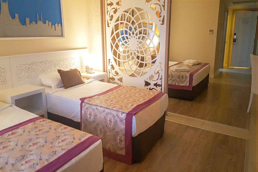 cheap resort hotels to Spend holiday with family