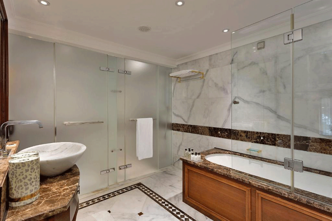 cheap resort hotels to Spend holiday with family